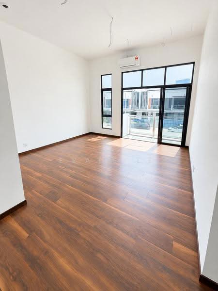 2-storey Terraced House for Sale in Setia Utama (Setia Alam) - Evans Ee - Interior - PropertyGuru.com.my