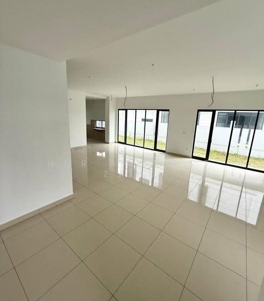 Semi-Detached House for Sale in Shah Alam (Selangor) - Nur Ain Mat Zain - PropertyGuru.com.my