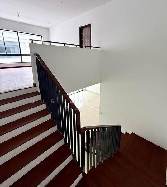 Semi-Detached House for Sale in Shah Alam (Selangor) - Nur Ain Mat Zain - PropertyGuru.com.my