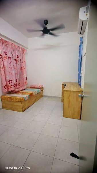 Rumah Teres 2-Tingkat untuk Disewa di Semenyih (Selangor) - Vin Mukdawichit - Bedroom - PropertyGuru.com.my