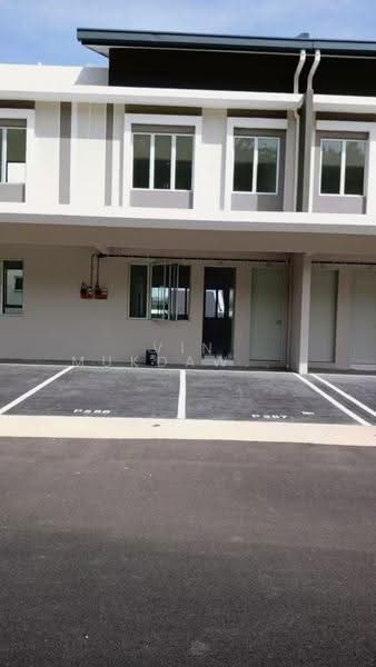 Rumah Teres 2-Tingkat untuk Disewa di Semenyih (Selangor) - Vin Mukdawichit - Exterior - PropertyGuru.com.my