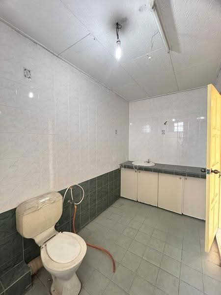 Rumah Teres 2-Tingkat untuk Dijual di Taman Pinji Mewah (Ipoh) - Kelvin Chong - Bathroom - PropertyGuru.com.my