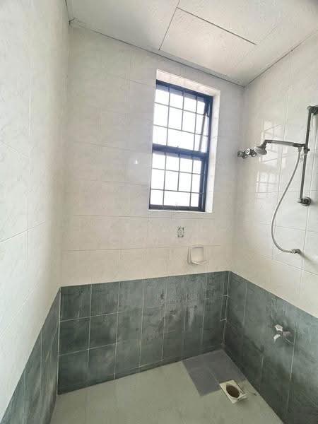 Rumah Teres 2-Tingkat untuk Dijual di Taman Pinji Mewah (Ipoh) - Kelvin Chong - Bathroom - PropertyGuru.com.my