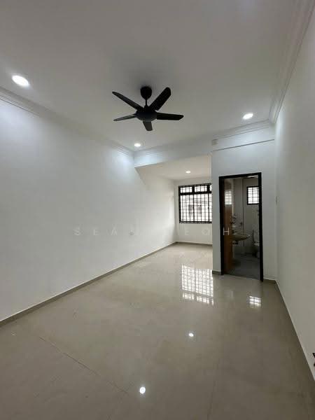 2-storey Terraced House for Sale in Taman Sri Skudai (Skudai) - Sean Yeoh - Living Room - PropertyGuru.com.my