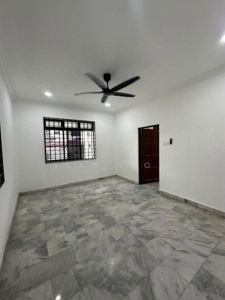 2-storey Terraced House for Sale in Taman Sri Skudai (Skudai) - Sean Yeoh - Living Room - PropertyGuru.com.my