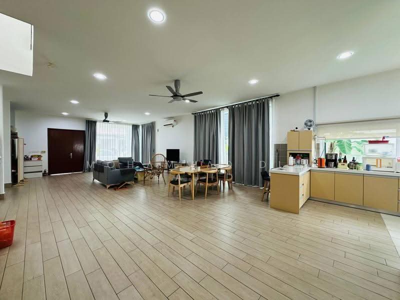 Semi-Detached House for Sale in Cyberjaya (Selangor) - Mohammad Din Majid - Living Room - PropertyGuru.com.my