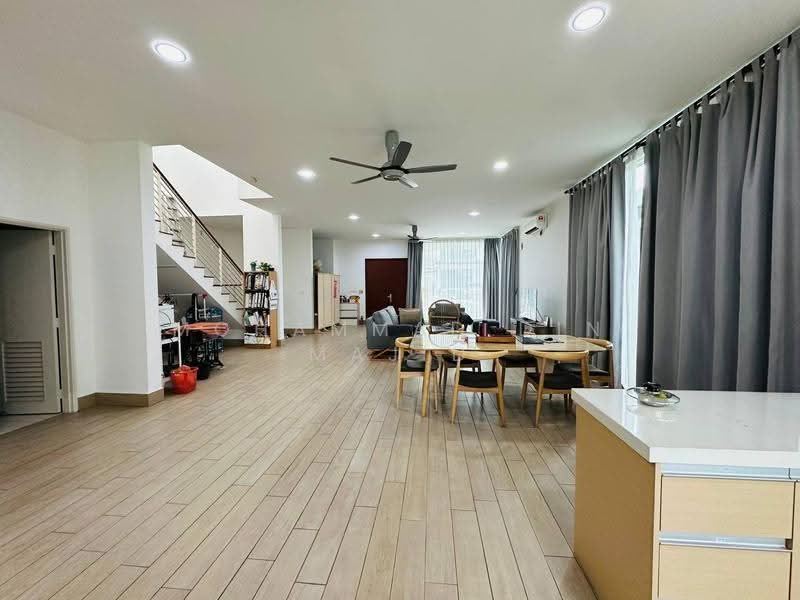 Semi-Detached House for Sale in Cyberjaya (Selangor) - Mohammad Din Majid - Living Room - PropertyGuru.com.my