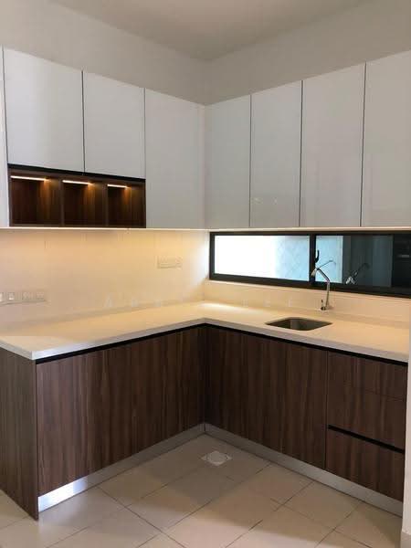 Semi-Detached House for Sale in Telok Panglima Garang (Selangor) - Abbie Lee - Kitchen - PropertyGuru.com.my