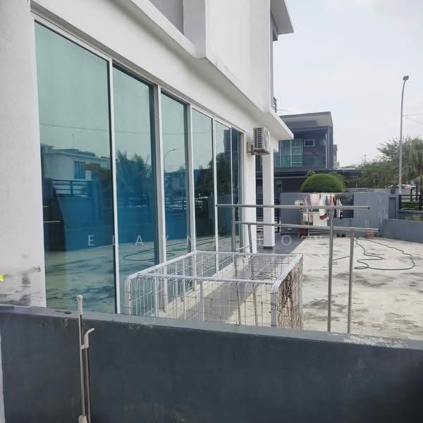 Cluster House for Sale in Austin (Johor Bahru) - Elayne Low - Exterior - PropertyGuru.com.my