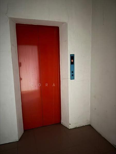 Shop / Office for Rent in Johor Bahru (Johor) - Cora Loh - Corridor - PropertyGuru.com.my