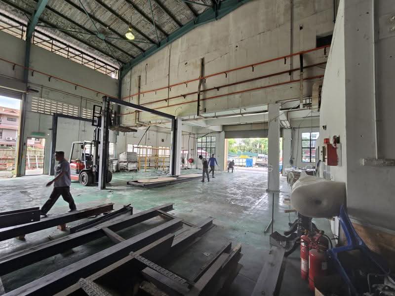 Detached Factory for Rent in Puchong (Selangor) - Christopher Gooi - Interior - PropertyGuru.com.my