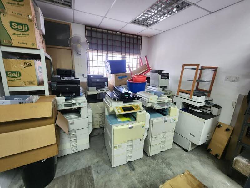Shop for Sale in Bandar Nusa Jaya (Iskandar Puteri (Nusajaya)) - Wendy Gan - Interior - PropertyGuru.com.my