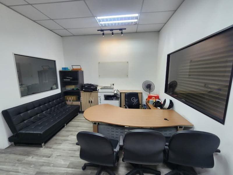 Shop for Sale in Bandar Nusa Jaya (Iskandar Puteri (Nusajaya)) - Wendy Gan - Interior - PropertyGuru.com.my