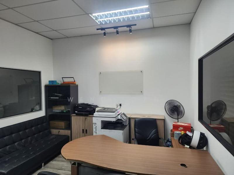 Shop for Sale in Bandar Nusa Jaya (Iskandar Puteri (Nusajaya)) - Wendy Gan - Interior - PropertyGuru.com.my