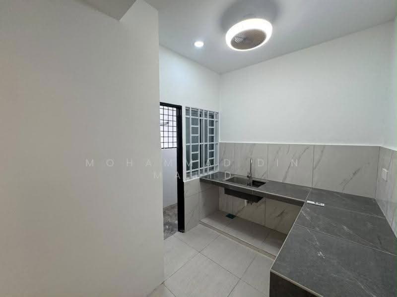 2-storey Terraced House for Sale in Subang Jaya (Selangor) - Mohammad Din Majid - PropertyGuru.com.my
