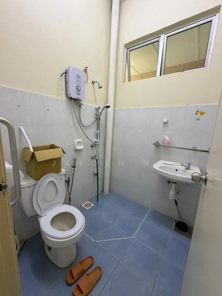 2-storey Terraced House for Sale in Ehsan Jaya (Johor Bahru) - Jayden Ng - Bathroom - PropertyGuru.com.my