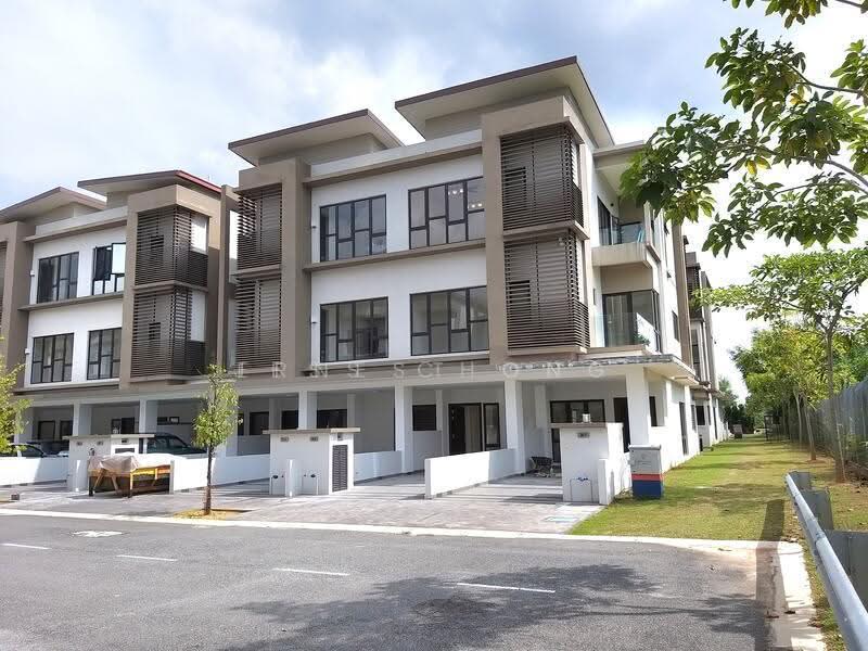 Townhouse for Rent in 16 Sierra (Puchong) - Jess Chong - Exterior - PropertyGuru.com.my