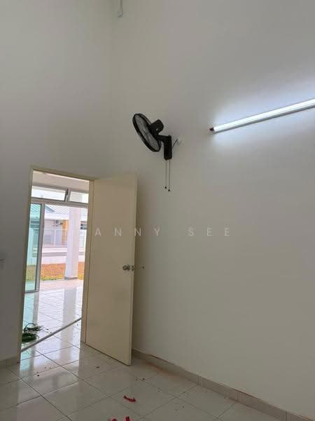 1-storey Terraced House for Rent in Bandar Putra Kulai (Kulai) - Danny See - Interior - PropertyGuru.com.my