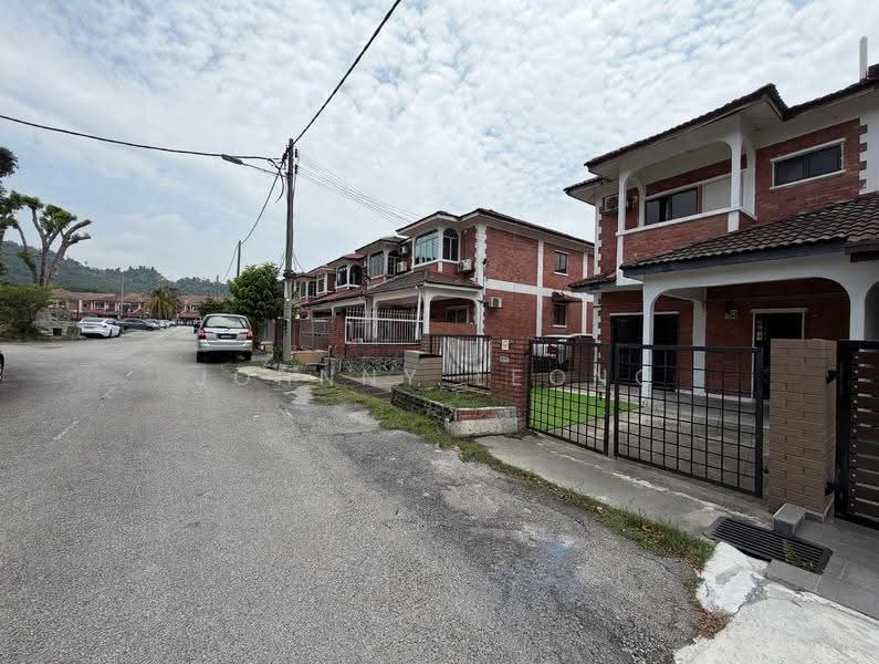 2-storey Terraced House for Sale in Bandar Sungai Long (Selangor) - Johnny Leong - Exterior - PropertyGuru.com.my