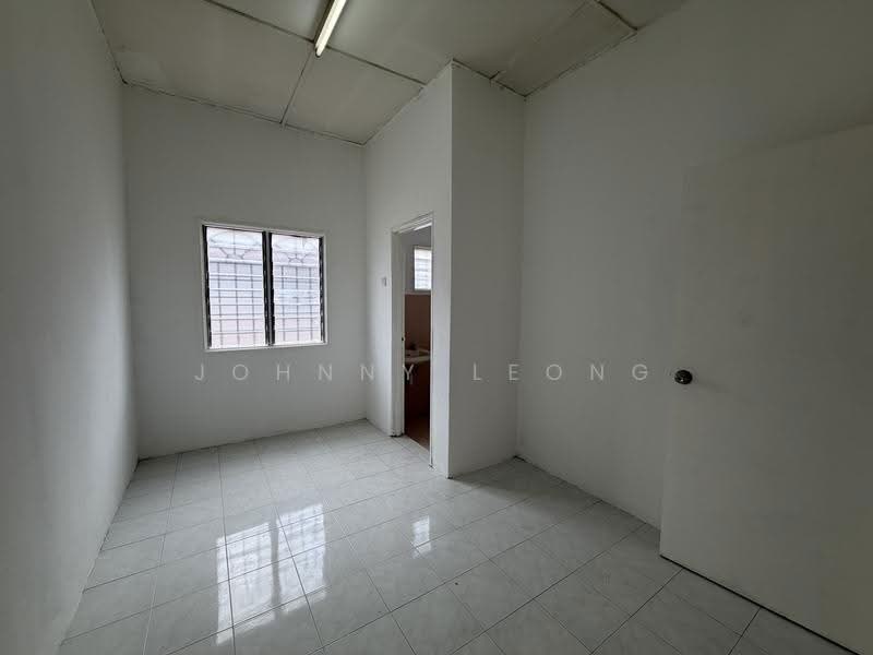 2-storey Terraced House for Sale in Bandar Sungai Long (Selangor) - Johnny Leong - Interior - PropertyGuru.com.my