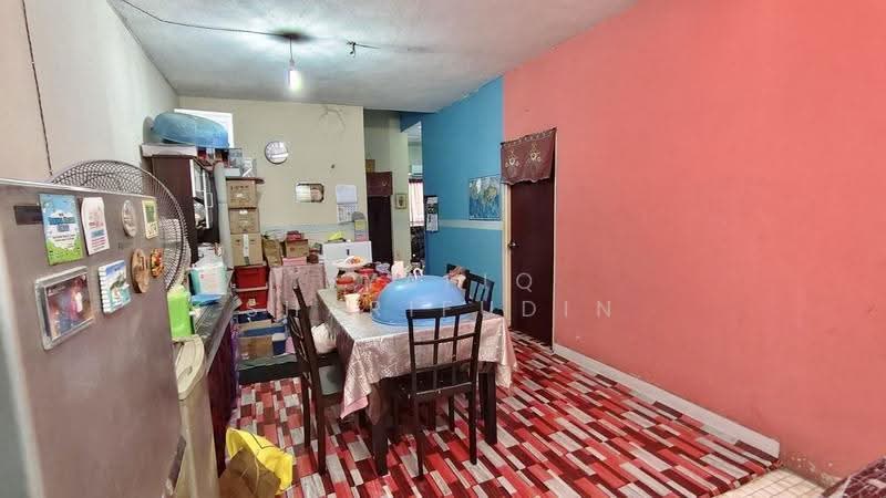 1-storey Terraced House for Sale in Bandar Baru Klang (Klang) - Syafiq Sharifudin - Dining Room - PropertyGuru.com.my