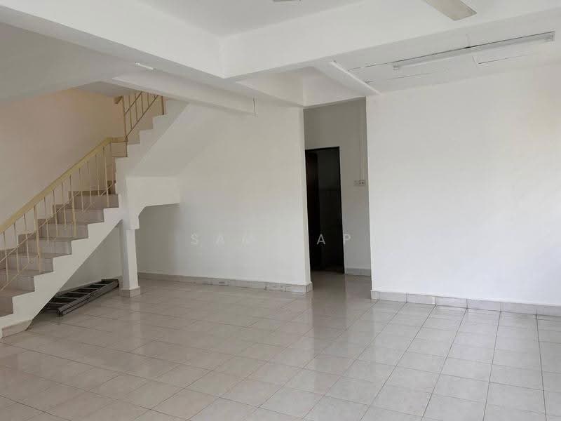 Rumah Teres 2-Tingkat untuk Disewa di Taman Daya (Johor Bahru) - Sam Yap - Interior - PropertyGuru.com.my