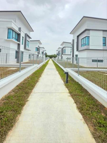 Bungalow House for Sale in Taman Molek (Johor Bahru) - Ken Chai - Exterior - PropertyGuru.com.my