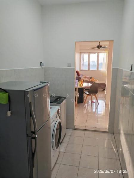 Kondominium untuk Dijual di Green Acre - Soon Sheng Law - Kitchen - PropertyGuru.com.my