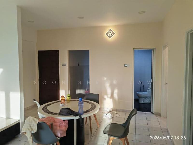 Kondominium untuk Dijual di Green Acre - Soon Sheng Law - Dining Room - PropertyGuru.com.my