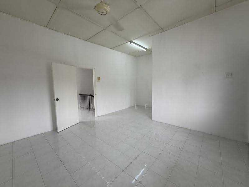 Rumah Teres untuk Dijual di Bandar Sungai Long (Selangor) - Johnny Leong - Interior - PropertyGuru.com.my