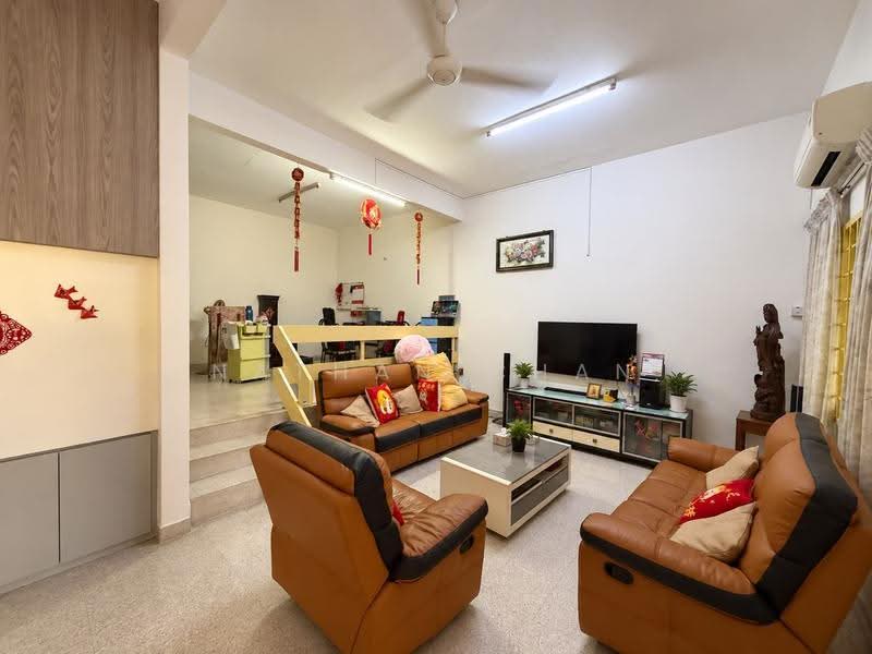 Rumah Teres 2-Tingkat untuk Dijual di Taman Tasek (Johor Bahru) - Nathan Chan - PropertyGuru.com.my