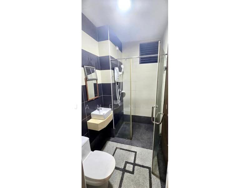 Kediaman Servis untuk Disewa di D'Secret Garden (Pangsapuri Kempas Indah) - Jane Ngoi - Bathroom - PropertyGuru.com.my