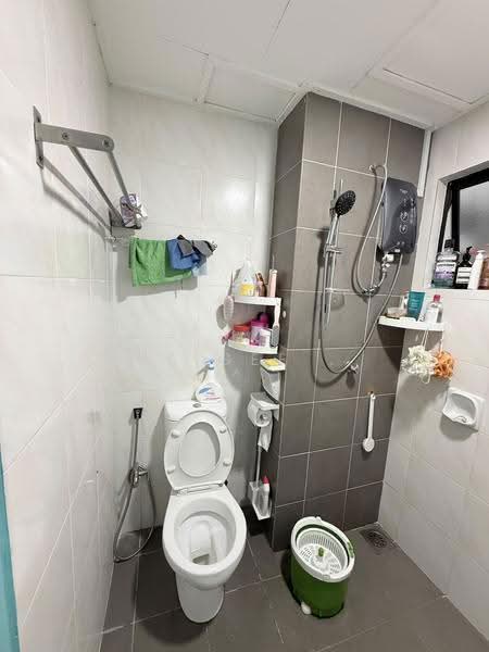 Kondominium untuk Dijual di One Damansara - PeiGee . - Bathroom - PropertyGuru.com.my