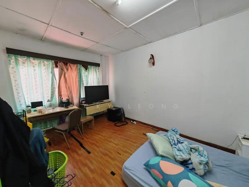 Rumah Teres 2-Tingkat untuk Dijual di Seksyen 17 (Petaling Jaya) - Jacky Leong - Bedroom - PropertyGuru.com.my