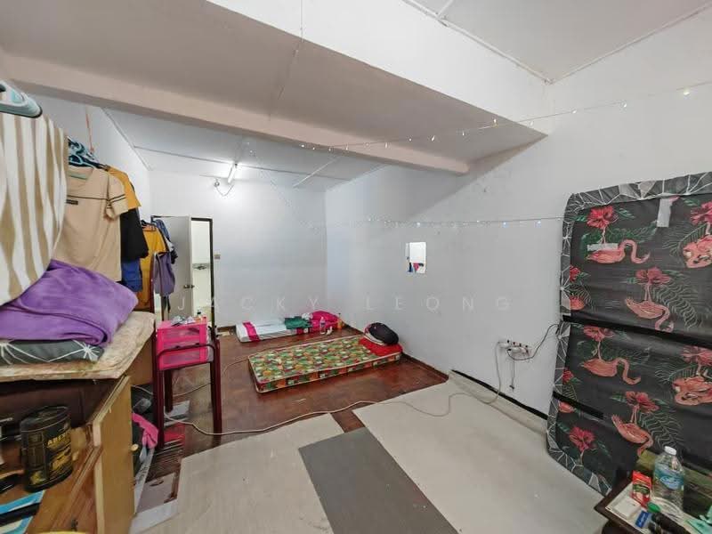 Rumah Teres 2-Tingkat untuk Dijual di Seksyen 17 (Petaling Jaya) - Jacky Leong - Bedroom - PropertyGuru.com.my