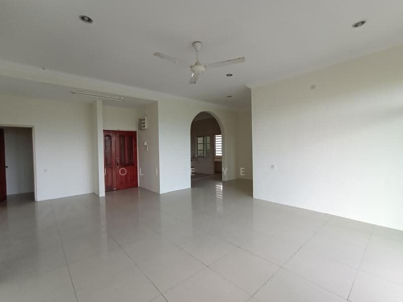 Pangsapuri untuk Dijual di Kings Height - Joline YEOW - Living Room - PropertyGuru.com.my