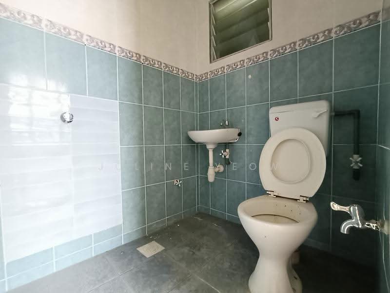 Pangsapuri untuk Dijual di Kings Height - Joline YEOW - Bathroom - PropertyGuru.com.my