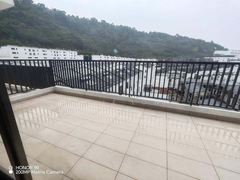 4-storey Terraced House for Sale in Damansara Perdana (Selangor) - Belle Low - Balcony - PropertyGuru.com.my