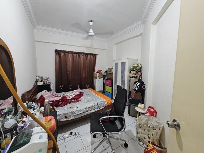 Kondominium untuk Dijual di Menara Menjalara - Evelyn Khoo - Room - PropertyGuru.com.my