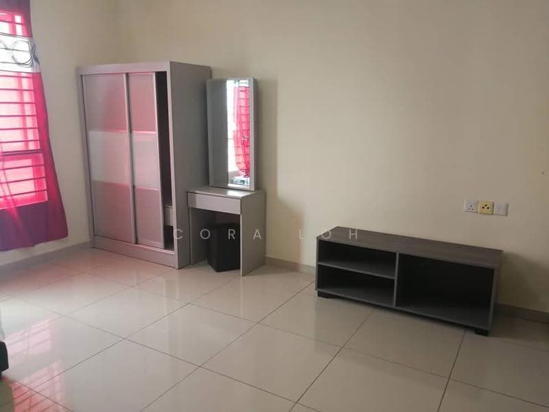 Pangsapuri untuk Disewa di Zennith Suites (Pangsapuri Kebun Teh) - Cora Loh - Bedroom - PropertyGuru.com.my