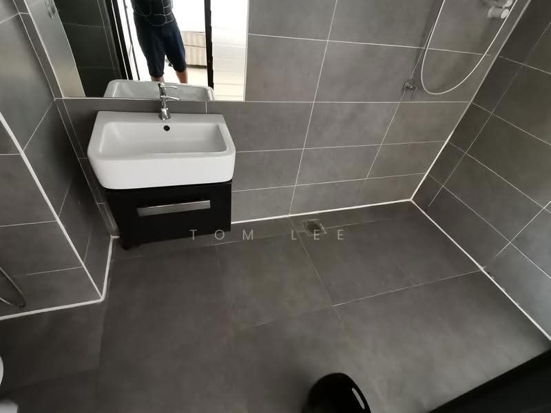 Condominium for Rent at Empire Damansara (Empire SOHO 2) - Tom Lee - Bathroom - PropertyGuru.com.my