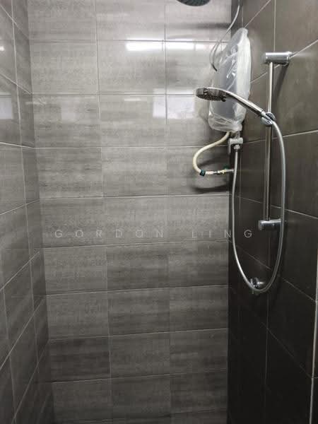 Service Residence for Sale at Symphony Tower (Menara Simfoni) - Gordon Ling - Bathroom - PropertyGuru.com.my