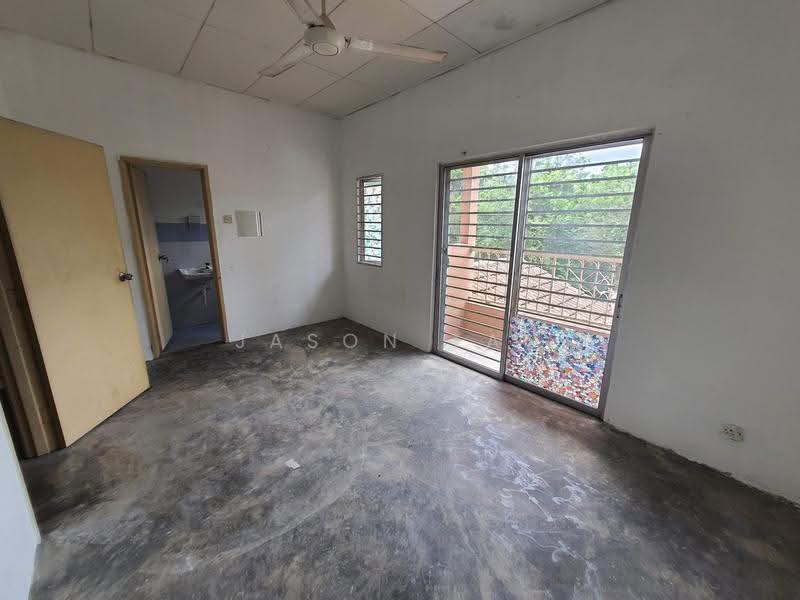 2-storey Terraced House for Rent in Taman Puncak Jalil (Seri Kembangan) - Jason Tan - Interior - PropertyGuru.com.my