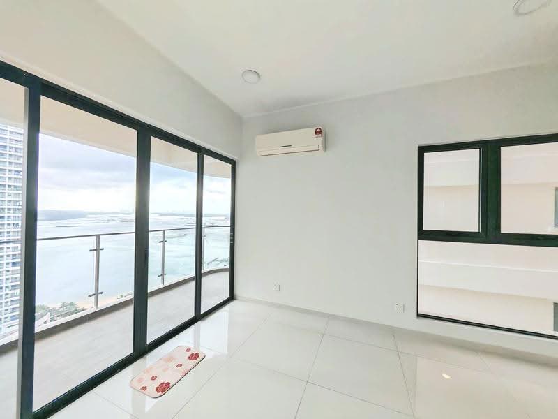 Condominium for Sale at Amberside @ Country Garden Danga Bay - Serene Low - Balcony - PropertyGuru.com.my