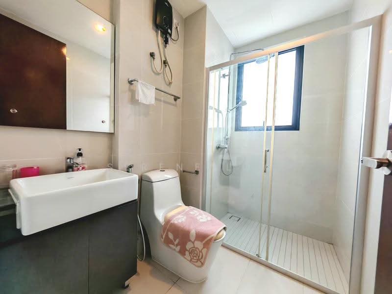 Condominium for Sale at Amberside @ Country Garden Danga Bay - Serene Low - Bathroom - PropertyGuru.com.my