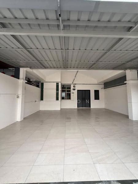 Rumah Teres 1-Tingkat untuk Dijual di Taman Puteri Wangsa (Ulu Tiram) - Zen Wong - Car Park - PropertyGuru.com.my
