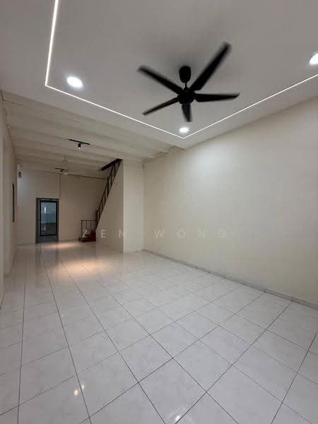 Rumah Teres 1-Tingkat untuk Dijual di Taman Puteri Wangsa (Ulu Tiram) - Zen Wong - Living Room - PropertyGuru.com.my