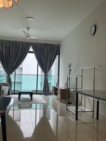 Kediaman Servis untuk Dijual di City of Green - Sally Wong - Living Room - PropertyGuru.com.my