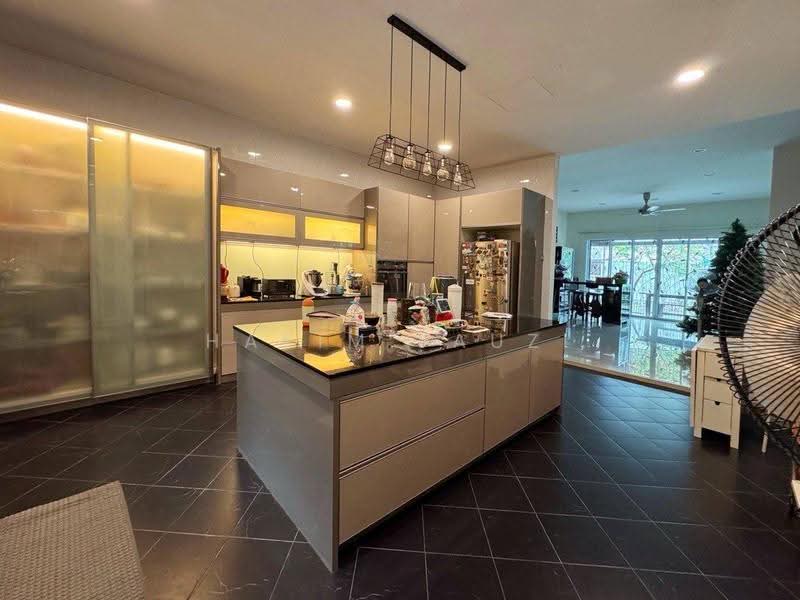 Bungalow House for Sale in Taman Desa (Kuala Lumpur) - Hakim Fauzi - Kitchen - PropertyGuru.com.my