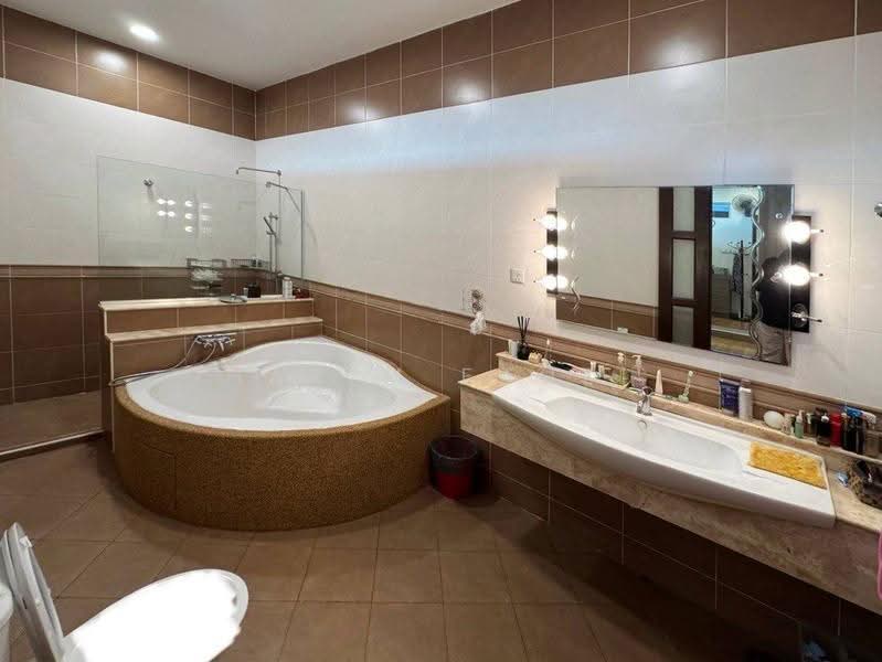 Bungalow House for Sale in Taman Desa (Kuala Lumpur) - Hakim Fauzi - PropertyGuru.com.my